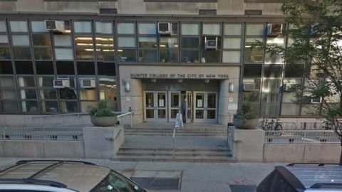 Hunter College en Manhattan, del sistema CUNY,  es una de las que ha estado bajo investigación.