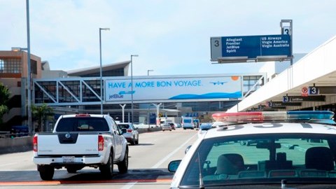 El jefe policíaco Gannon aseguró que los oficiales del LAX, que son independientes del LAPD, reciben entrenamiento a diario para cualquier eventualidad.