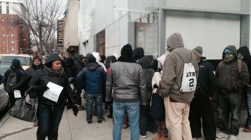 Más de 200 hacían fila esta mañana en Queens.