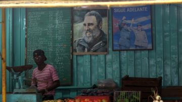 Vendedor de alimentos en La Habana.