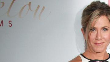 La ex Friends destaca en "Cake".