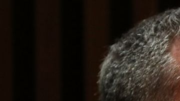 De Blasio colocará flores en la sede de la revista.