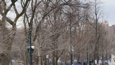 La marcha inició en la calle 110 en Manhattan.