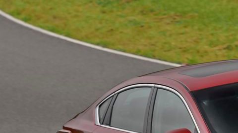El Nissan Altima dará la batalla en su segmento con un rediseño.