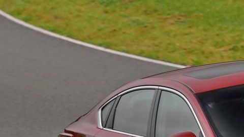 El Nissan Altima dará la batalla en su segmento con un rediseño.