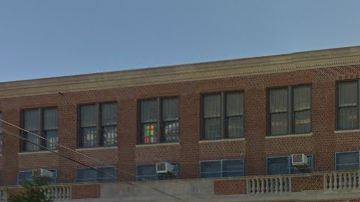 El Departamento de Educación no reveló si el educador volverá al aula luego del incidente