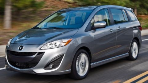 Entrar y salir de la Mazda5 es muy fácil.