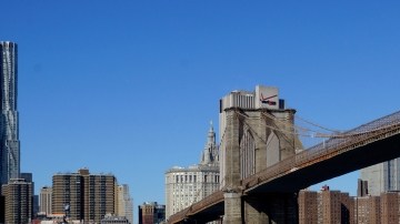 DUMBO (Down Under the Manhattan Bridge Overpass), cobró su nombre de luego de que desarrolladores vieran su potencial.