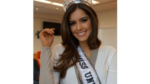 Paulina Vega es totalmente natural y punto.