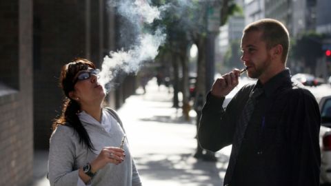 Los más afectados son aquellos que viven en residencias compartidas.