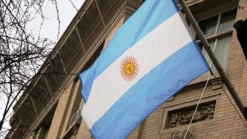 El poder argentino fue descendiendo por los nueve círculos infernales hasta caer en el último.