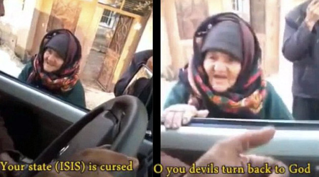 La mujer plantea que el régimen del presidente sirio, Bachar al Asad, e ISIS son lo mismo.