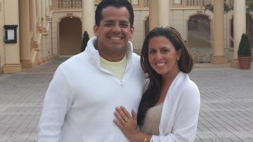 El presentador de Noticias de Univision 41, Jorge Viera, y su novia Anna Katherina Barbi.