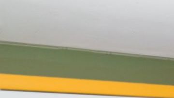 Villanueva (el más alto) con el pelotero cubano Yasiel Puig (dcha) entre los directivos de Hennessy, marca de coñac que homenajeó al baloncestista dominicano en Nueva York.