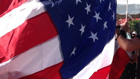 Esta bandera rendirá un homenaje especial a Guy Gabaldon, un mexicoamericano que salvó la vida de unos 1,500 japoneses en 1994.