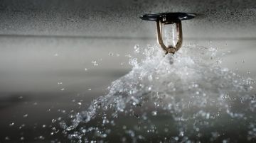 Instalar un sistema de irrigación en una casa no requiere mucho trabajo.