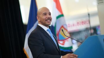 Díaz Jr. también destacó la necesidad de profesionales para llenar puestos de trabajo en El Bronx.