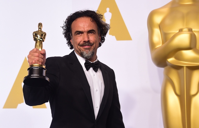 Sean Penn fue el encargado de entregar el galardón a Iñárritu.
