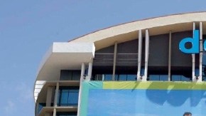 Fachada de la sede de Doral Bank.