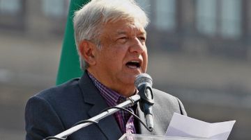 Andrés Manuel López Obrador es el dirigente de Morena.
