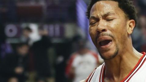 Rose sufrió molestias en la rodilla derecha el martes por la mañana y por la noche se confirmó que pasará por el quirófano.