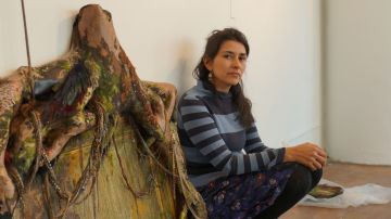La artista colombiana Lina Puerta presenta su obra "Traces".