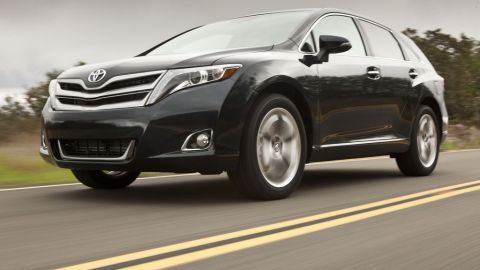 El Toyota Venza vendió más de 54,000 unidades en su lanzamiento, pero no volvió a repetir la cifra.