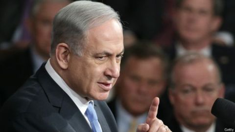 El primer ministro israelí Benjamín Netanyahu se dirige a los congresistas.