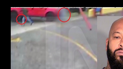 El video del accidente fatal muestra al conductor de una camioneta roja atropellar a dos personas y luego darse a la fuga.