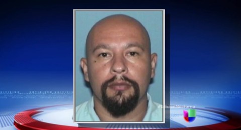 González resultó convicto erróneamente, en 1994, en Waukegan, Illinois.