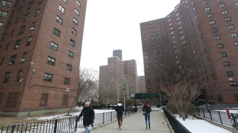 NYCHA maneja 179,000 unidades en la ciudad.