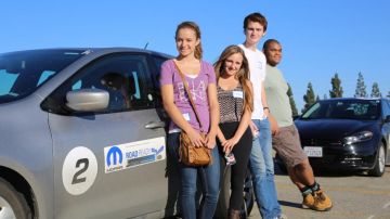 Mopar Road Ready teen drivers’ initiative es una valiosa iniciativa para la seguridad de los adolescentes.