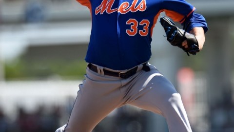 Matt Harvey lanzó cuatro entradas impecables en las que recibió tres imparables, no dio bases por bolas y fusiló  a tres bateadores de los Medias Rojas.