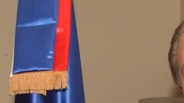 El funcionario destaca la importancia de difundir la cultura dominicana.