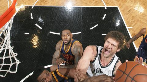 Brook Lopez mantiene su excelente estado de forma.