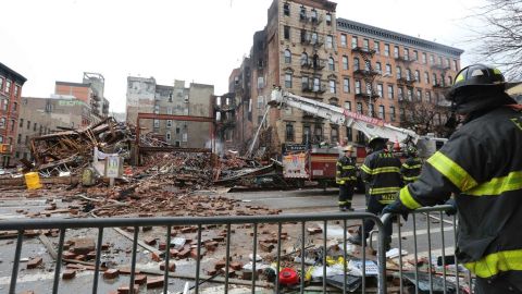 Tres edificios colapsaron tras la explosión