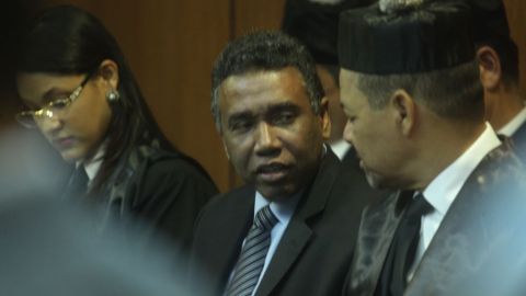 El legislador Félix Bautista reaccionó emocionado.