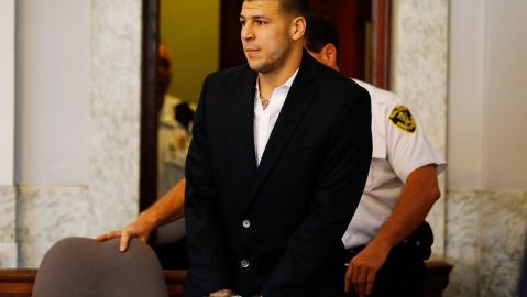 Aaron Hernández fue acusado también de participar en un tiroteo en Boston en 2012 en el que hubo un doble asesinato.