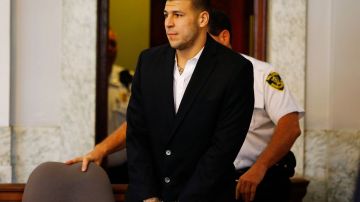 Aaron Hernández fue acusado también de participar en un tiroteo en Boston en 2012 en el que hubo un doble asesinato.