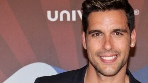 Lenny de la Rosa trató de explicar su más reciente escándalo pero no lo dejó el tiempo.