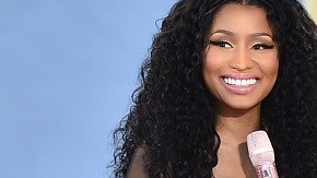 En presentaciones recientes, Nicki Minaj no ha dejado de lucir sexy y con ropa transparente pero sin señal de embarazo.