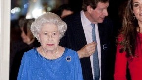 Al parecer los gustos en colores no es lo único que contrasta entre la reina Isabel II y Kate Middleton, duquesa de Cambridge.