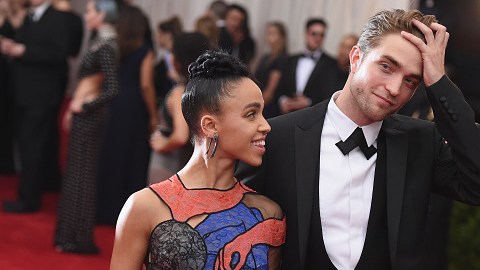 Mientras deciden cómo casarse, Robert Pattinson y FKA Twigs piensan en tener hijos.