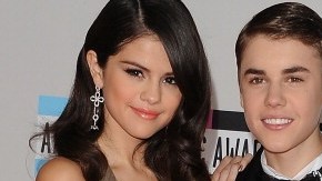 En el 2011, Selena Gómez y Justin Bieber eran la pareja del momento y cuatro años después siguen dando de qué hablar.