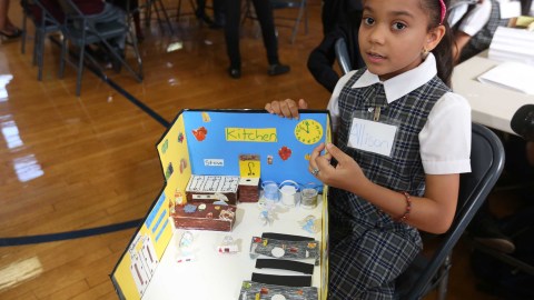 Allison Reyes comparte la preocupación del Papa Francisco acerca de los problemas medioambientales y el cambio climático.