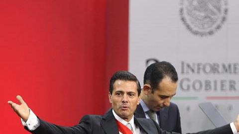 Enrique Peña Nieto, presidente de la República Mexicana por el Partido Revolucionario Institucional (PRI).