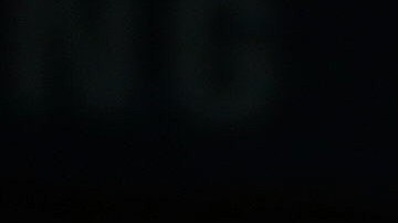 El boricua Richard Chaney Jr. se mete ante la mirada de los quisqueyanos Eulis Báez y Edward Santana.