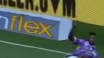 Impresionante gol del colombiano Avilés Hurtado.