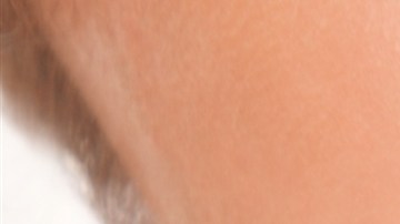 La grasa flotante que no se remueve de un 'slice' de pizza de pepperoni aporta dos libras de peso por año.