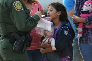 Administración Trump presiona para deportar a niños inmigrantes